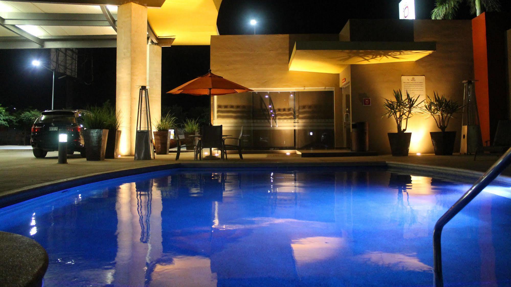 Booye Hotel Навохоа Екстер'єр фото
